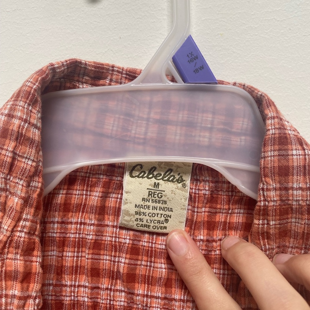 Button up - Picture 3 of 4